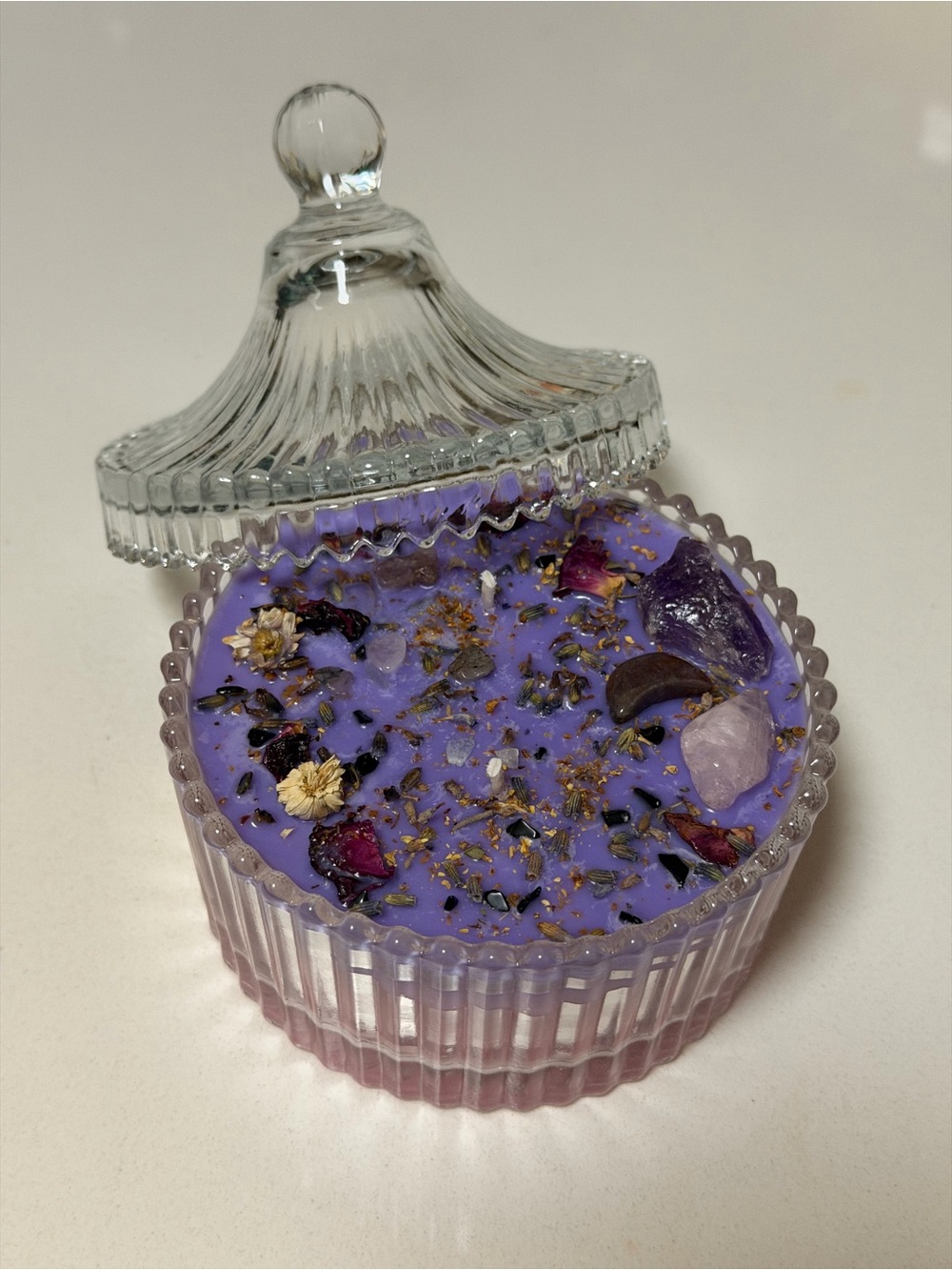 “Sugar Moon” ~ Cinnamon Spice & Bubble Gum scent ~7 oz Handcrafted Candle - Picture 2 of 6